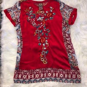 Johnny Was Silk Short Sleeve Embroidered Tunic Top